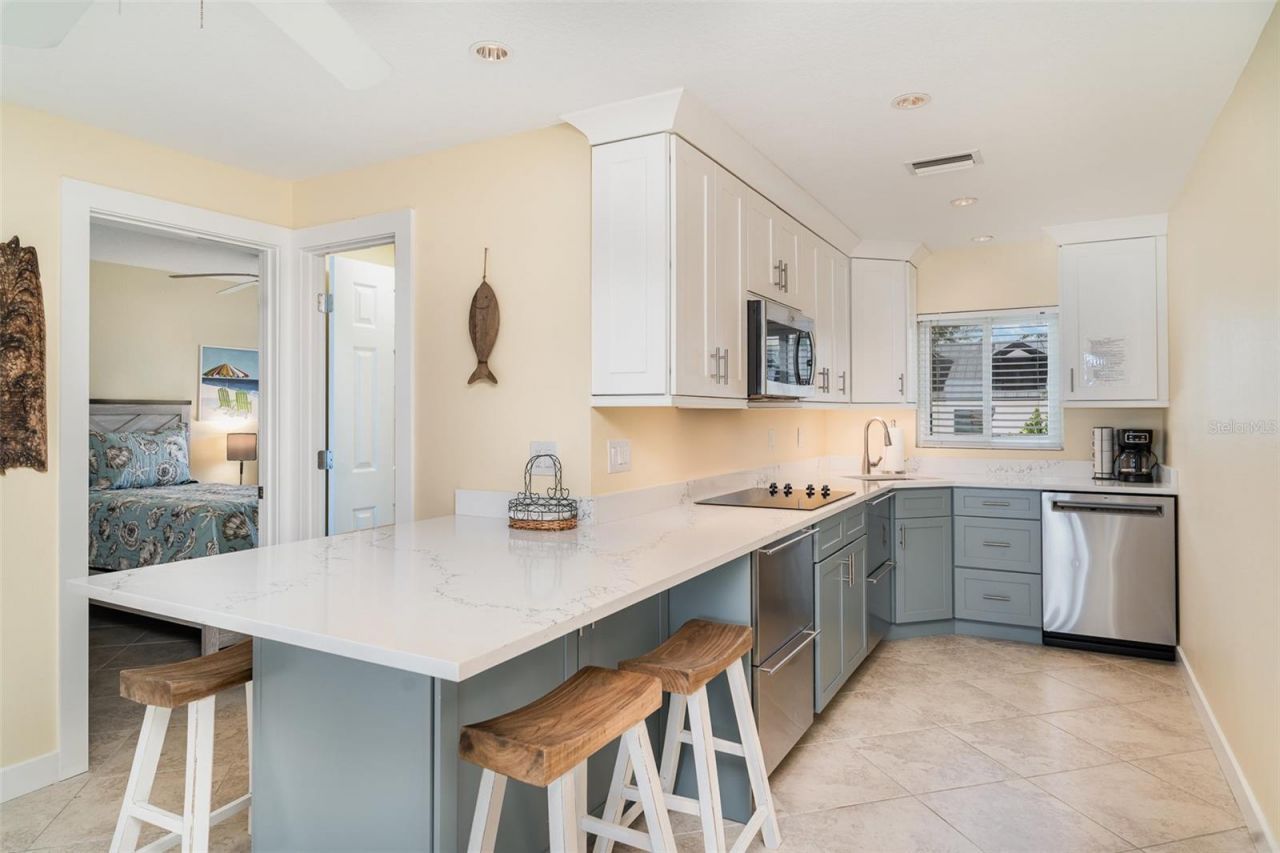 2310 Gulf Drive N, Unit 104, Bradenton Beach, FL 34217 Photo