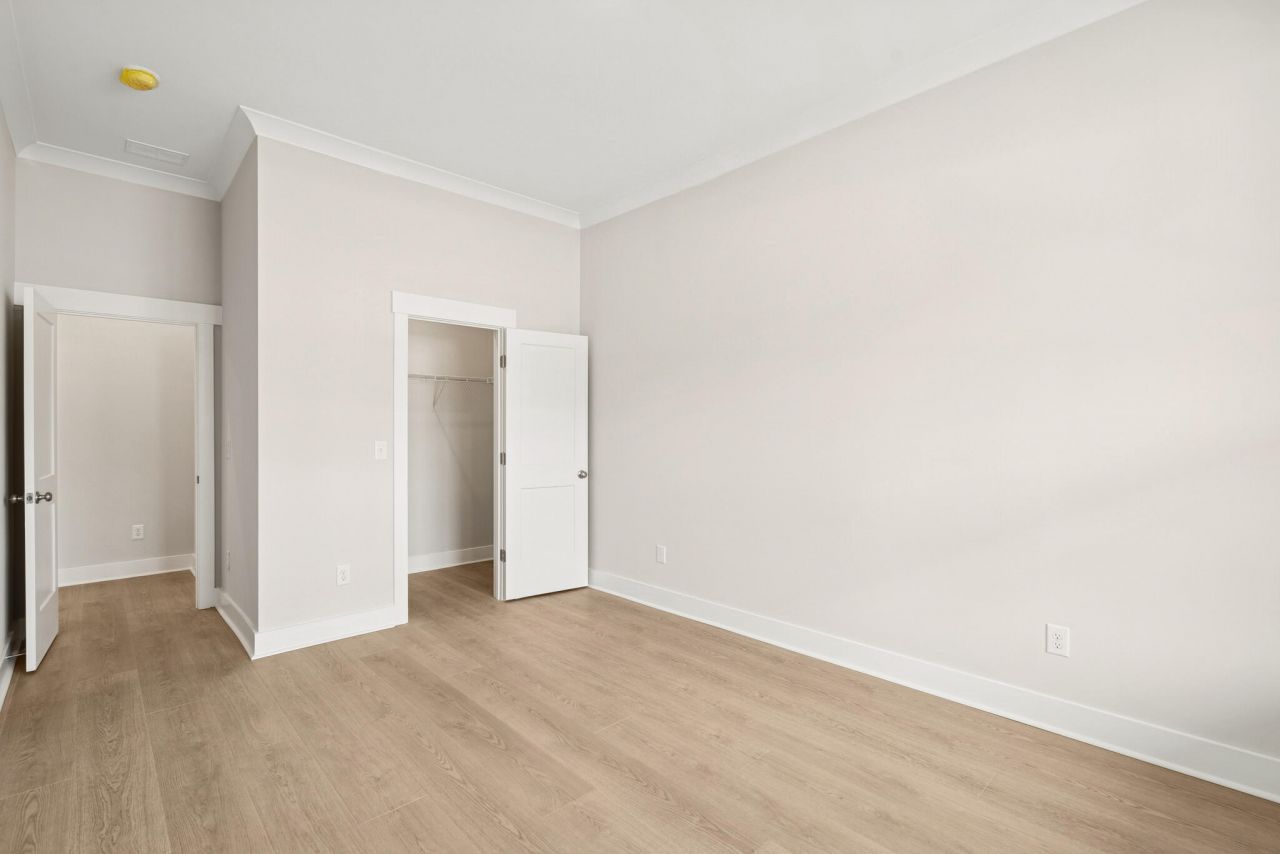 1175 Reserve Lane Photo 24