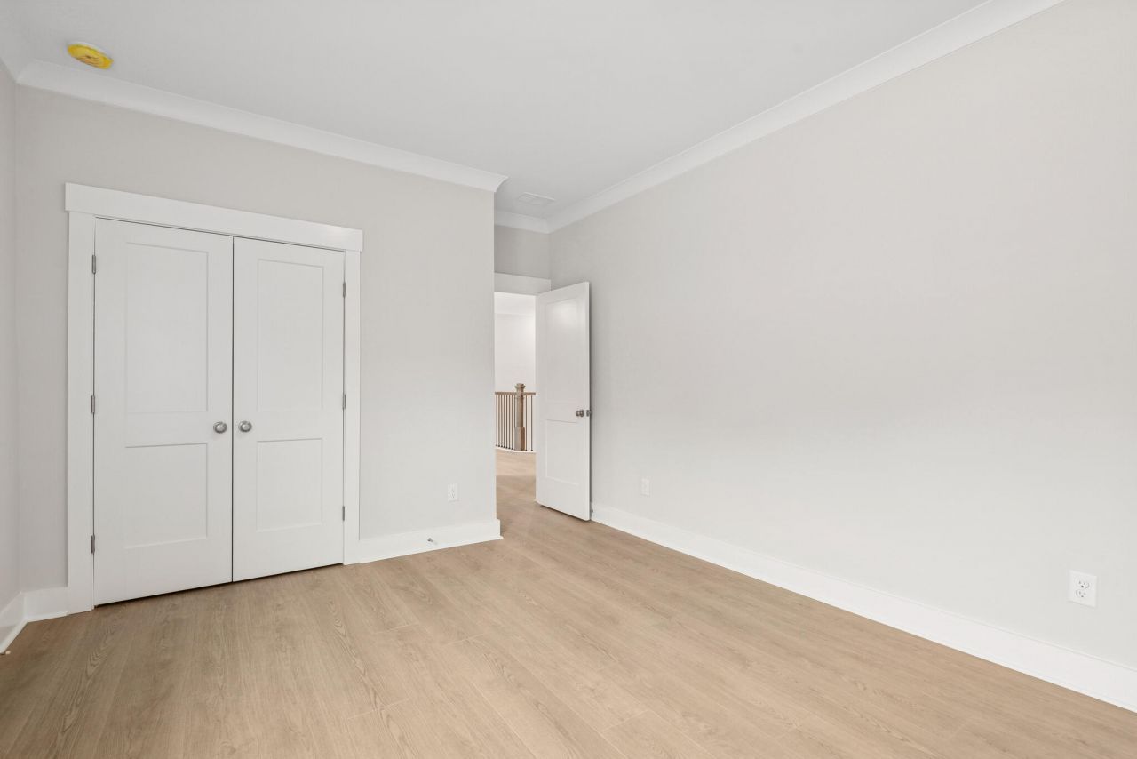 1175 Reserve Lane Photo 29