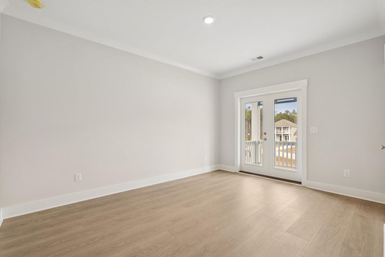 1175 Reserve Lane Photo 31