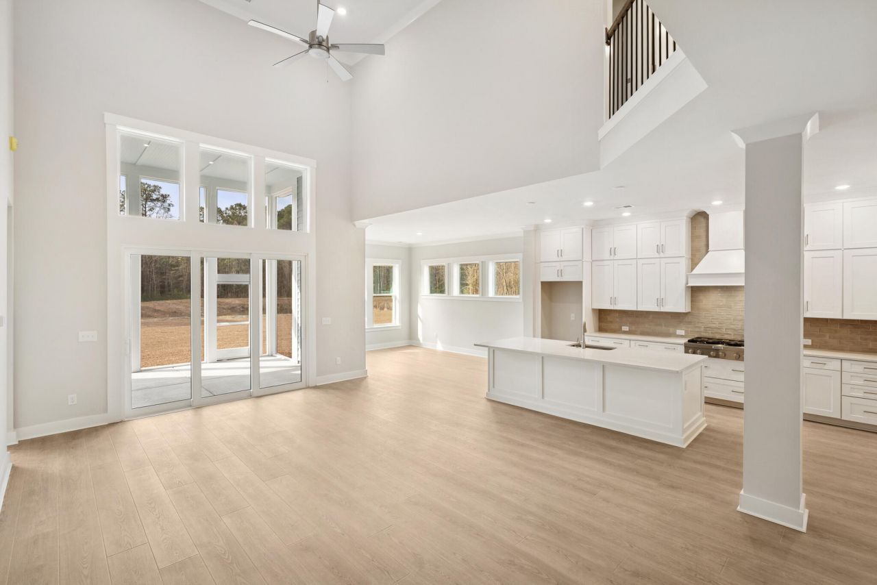 1175 Reserve Lane Photo 5