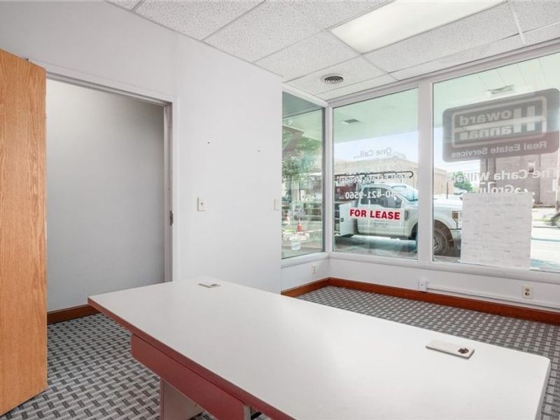 927 Wheeling Avenue, Cambridge, OH 43725 Photo 10