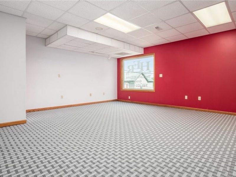 927 Wheeling Avenue, Cambridge, OH 43725 Photo 14