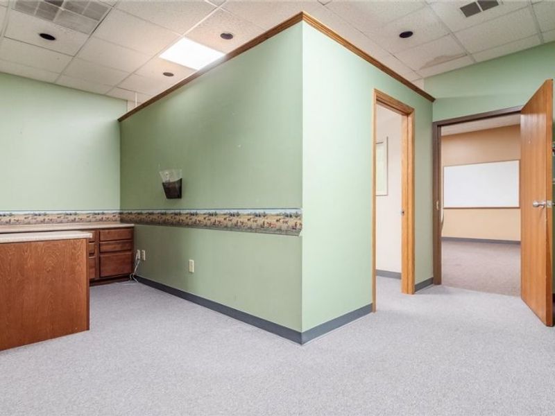 927 Wheeling Avenue, Cambridge, OH 43725 Photo 23