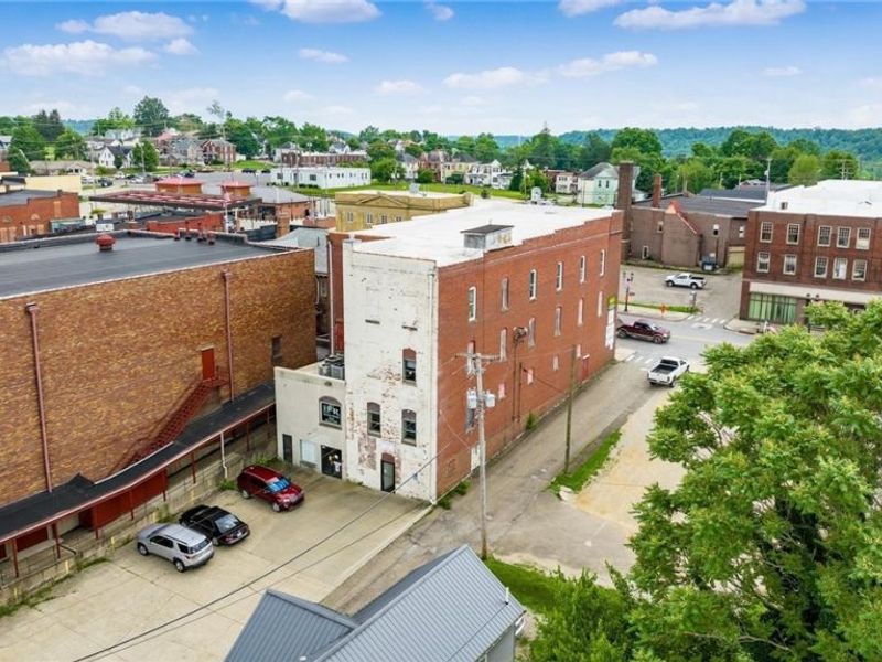 927 Wheeling Avenue, Cambridge, OH 43725 Photo 6