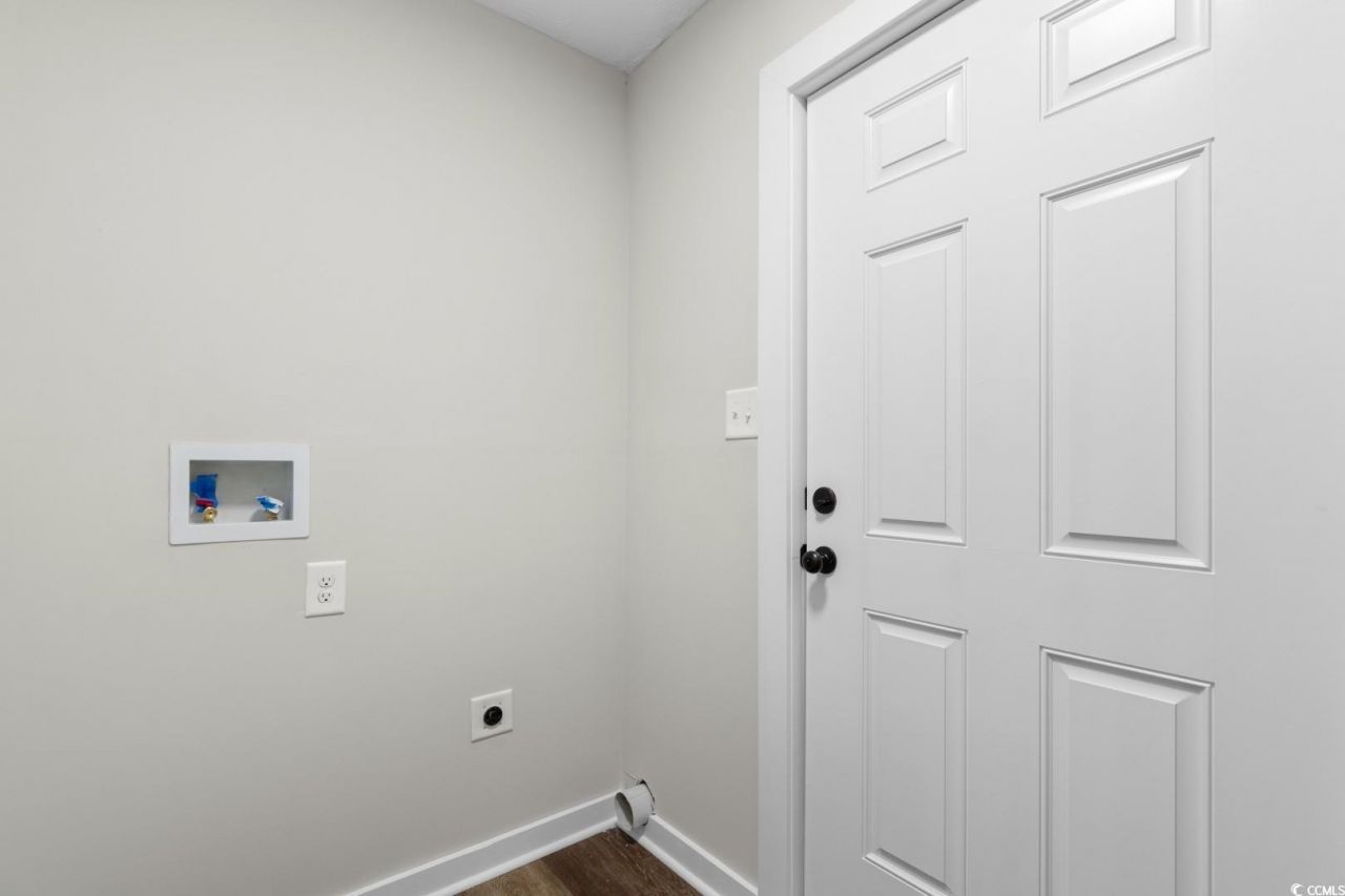 1712 Singleton St. Photo 27