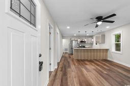 1712 Singleton St. photo 4