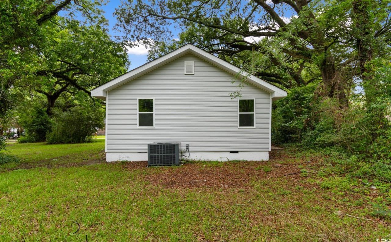 1712 Singleton St. Photo 31