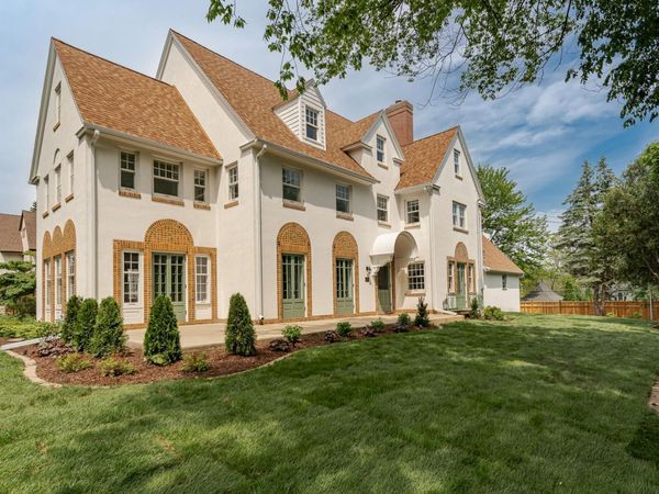 925 6th Street SW, Rochester, MN 55902