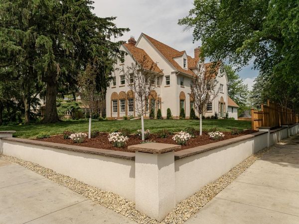 925 6th Street SW, Rochester, MN 55902