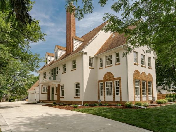 925 6th Street SW, Rochester, MN 55902