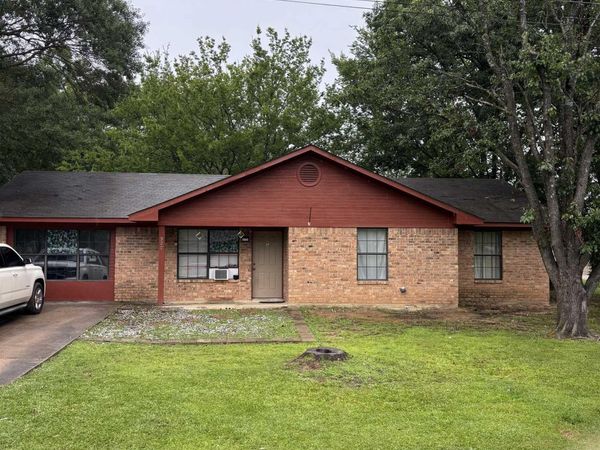 320 S Lewis Street, Mineral Sprs., AR 71851