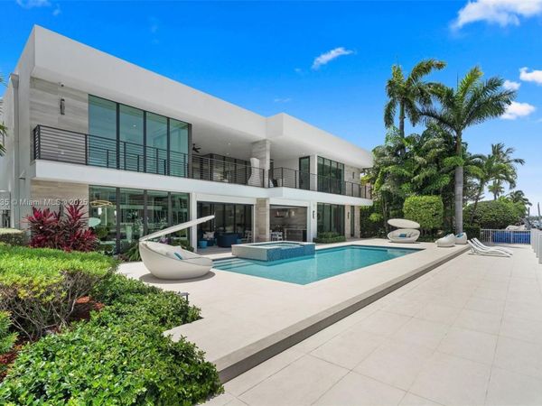 2519 Lucille Dr, Fort Lauderdale, FL 33316