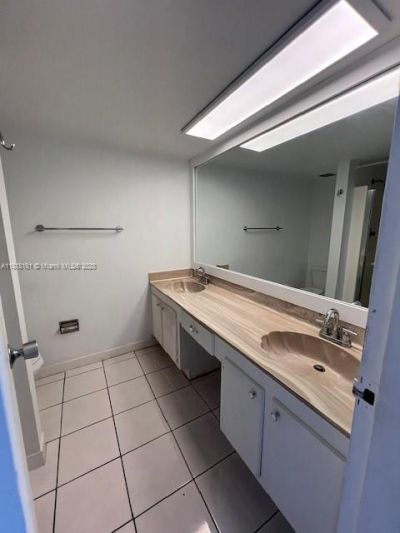 13499 Biscayne Blvd, Unit 602, North Miami, FL 33181 Photo
