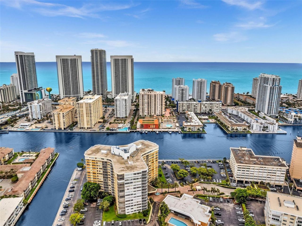 1865 S Ocean Dr, Unit 5J, Hallandale Beach, FL 33009 Photo
