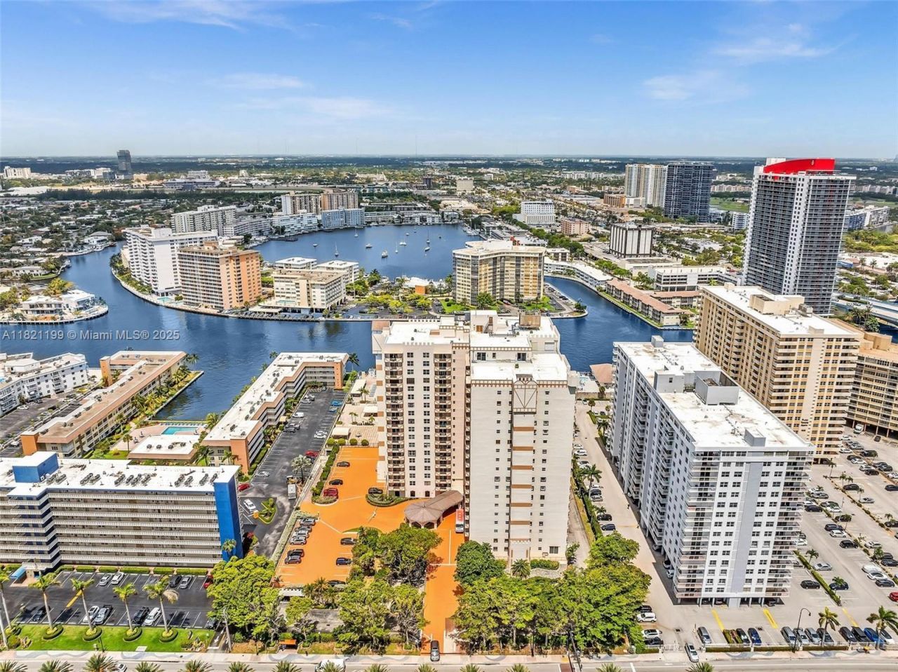 1865 S Ocean Dr, Unit 5J, Hallandale Beach, FL 33009 Photo