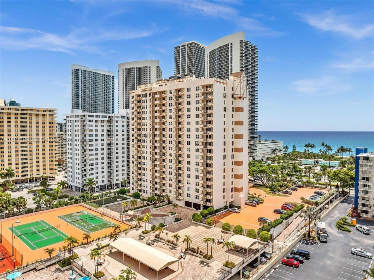 1865 S Ocean Dr, Unit 5J, Hallandale Beach, FL 33009 Photo