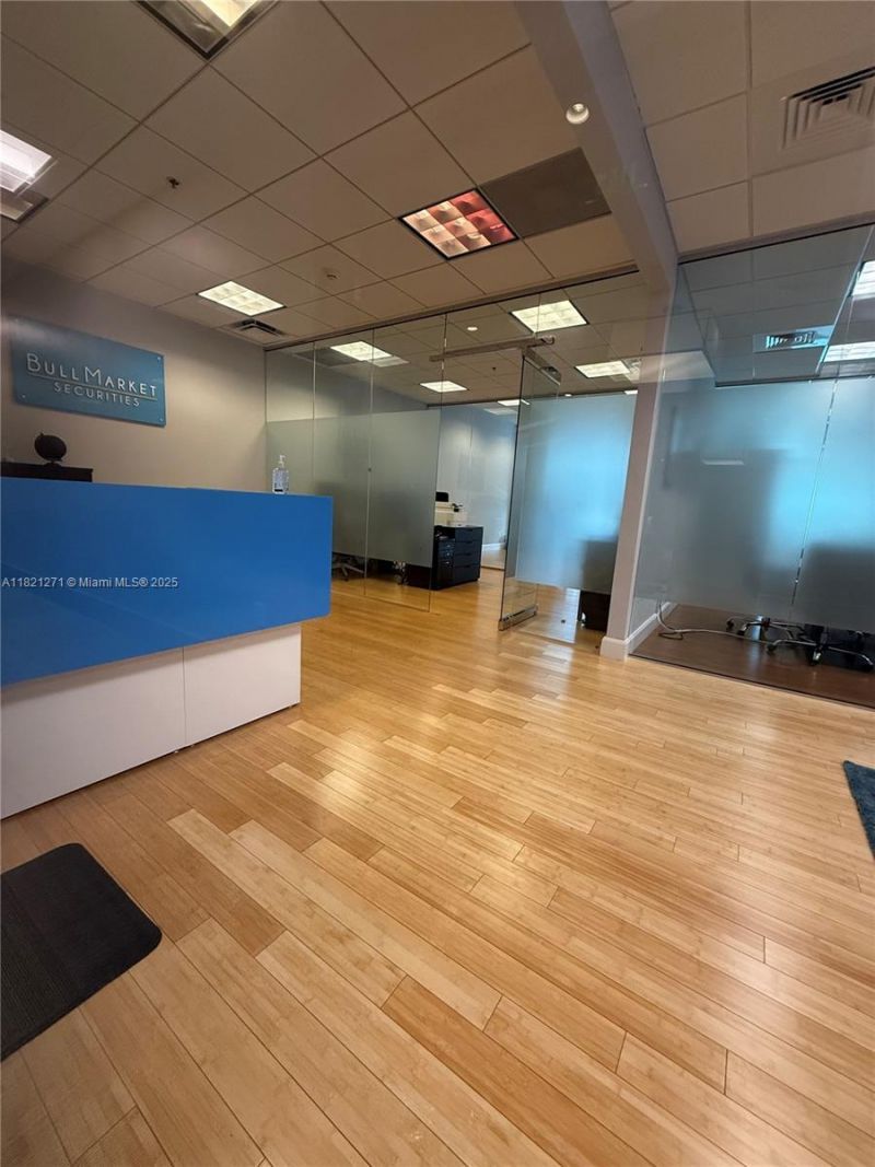 175 SW 7th St, Unit 1616, Miami, FL 33130 Photo