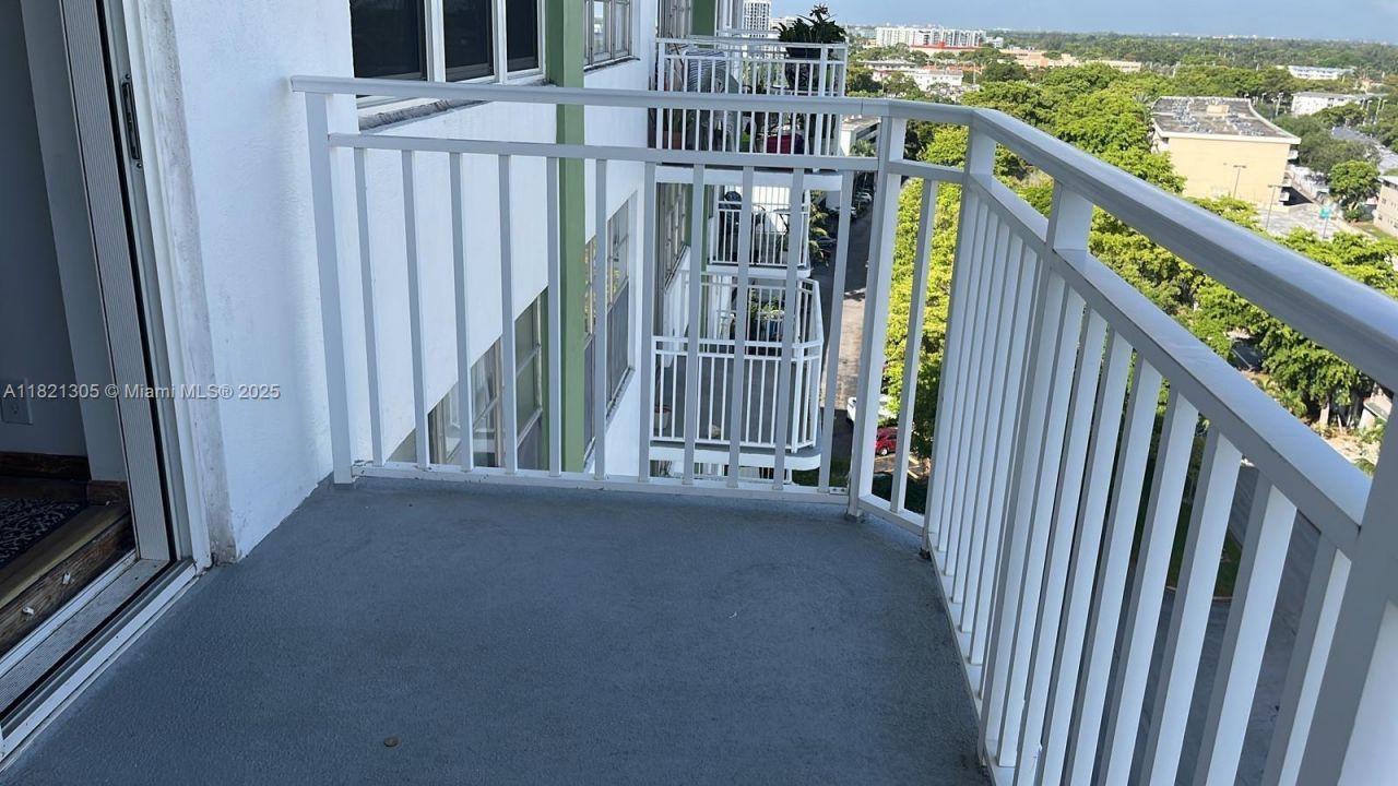 2100 Sans Souci Blvd, Unit A1108, North Miami, FL 33181 Photo