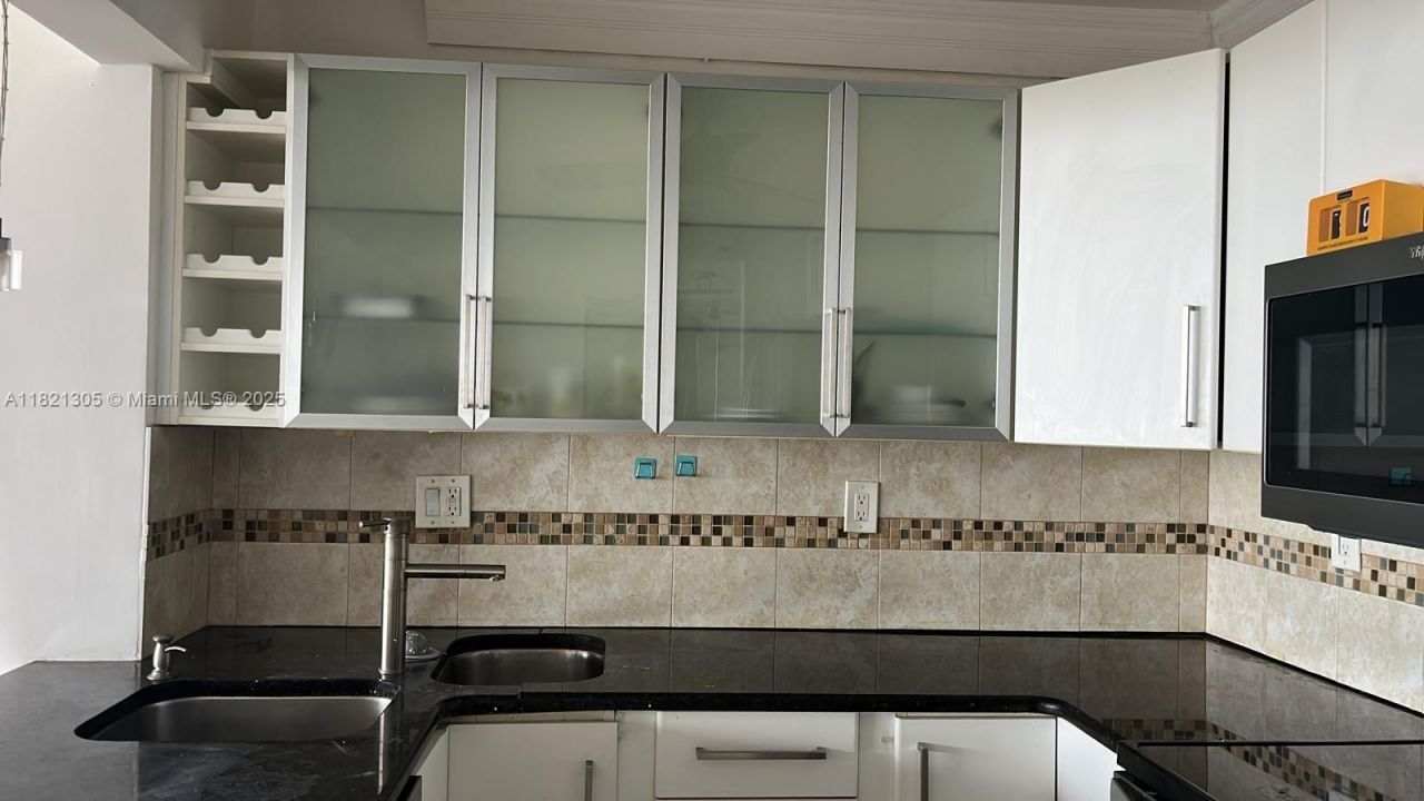 2100 Sans Souci Blvd, Unit A1108, North Miami, FL 33181 Photo