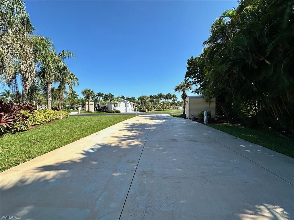 1313 Nickel Lake Pt, Naples, FL 34114 Photo