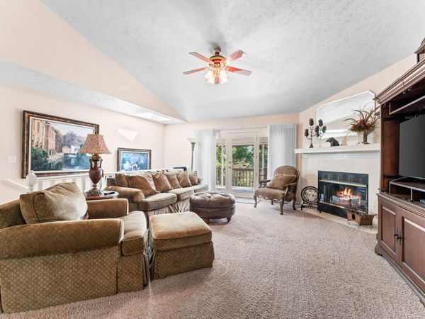 200 Eagle Pointe Drive, Branson, MO 65616