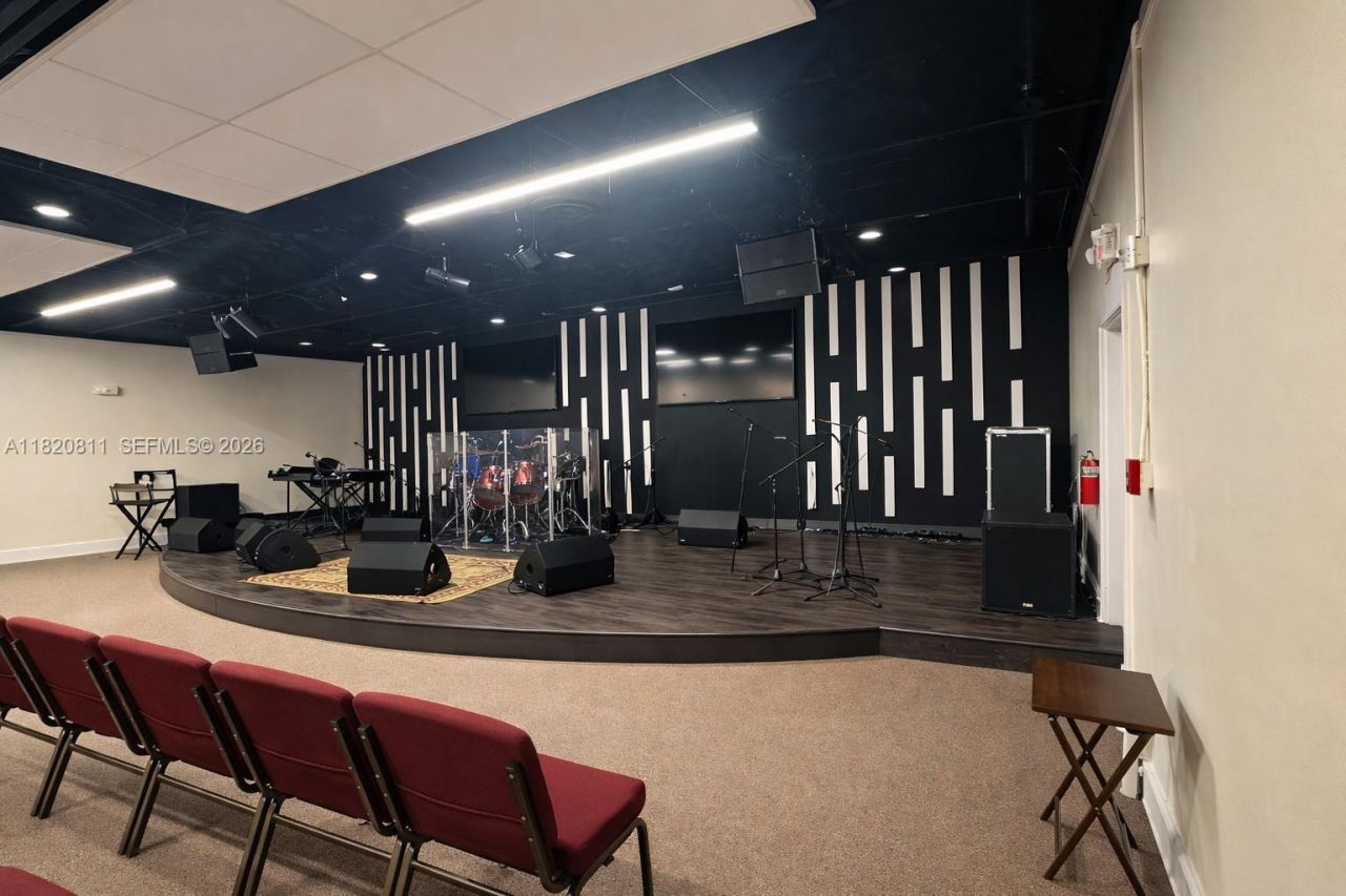 680 Superior St, Opa Locka, FL 33054 Photo