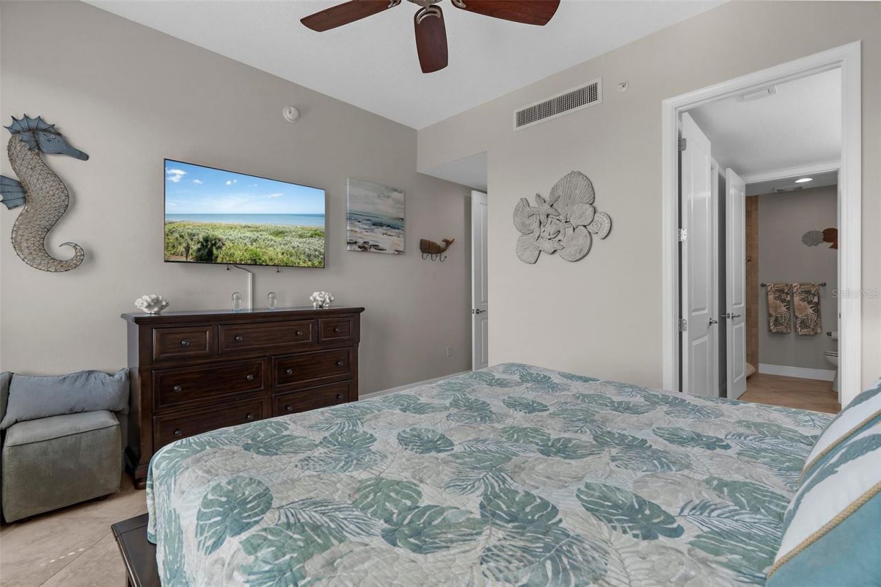 395 Aruba Circle, Unit 401, Bradenton, FL 34209 Photo