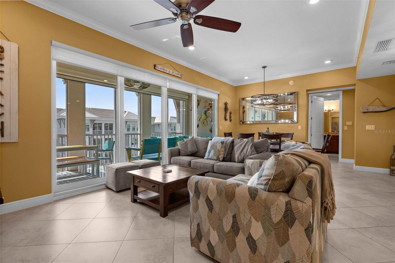 395 Aruba Circle, Unit 401, Bradenton, FL 34209 Photo