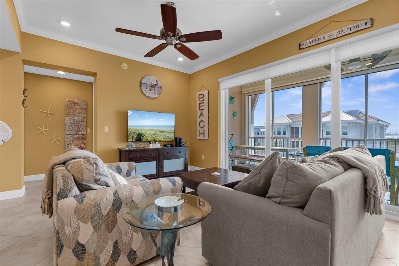 395 Aruba Circle, Unit 401, Bradenton, FL 34209 Photo