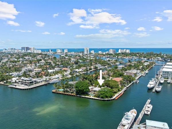 2500 Mercedes Dr, Fort Lauderdale, FL 33316