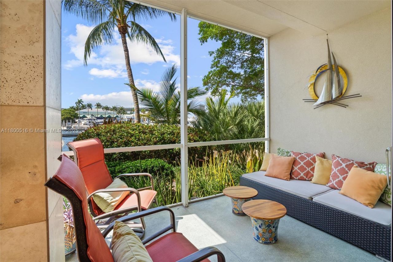 2500 Mercedes Dr, Fort Lauderdale, FL 33316 Photo