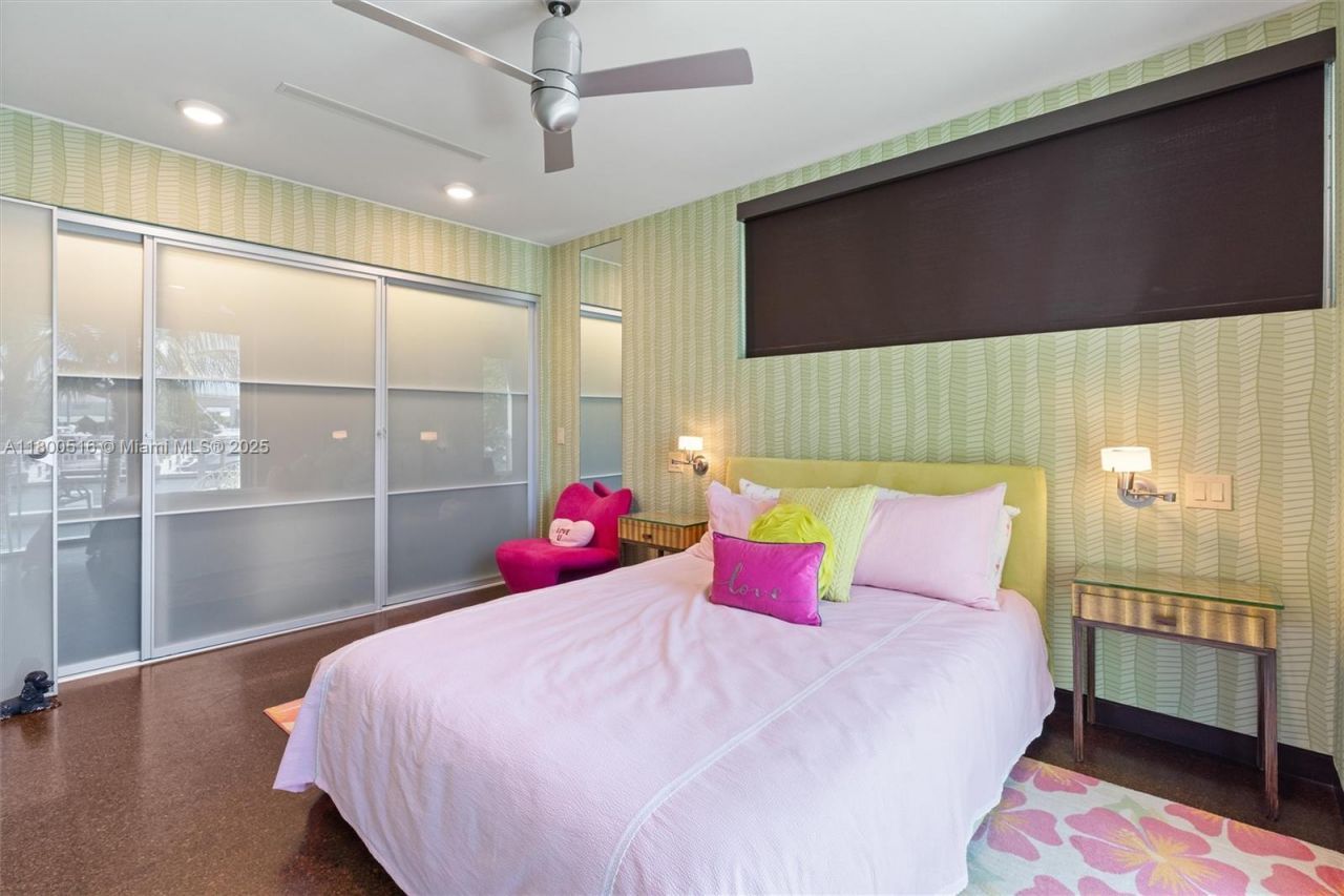 2500 Mercedes Dr, Fort Lauderdale, FL 33316 Photo