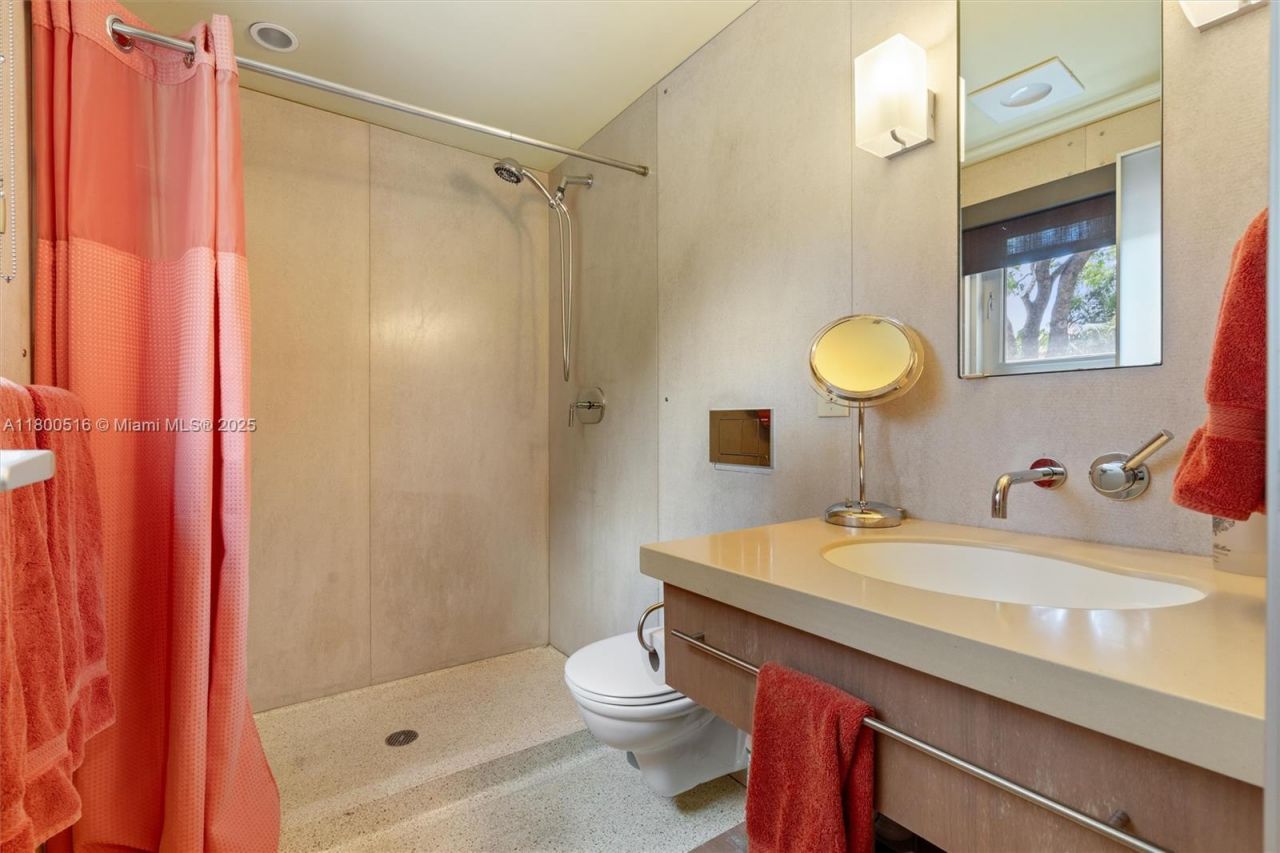 2500 Mercedes Dr, Fort Lauderdale, FL 33316 Photo