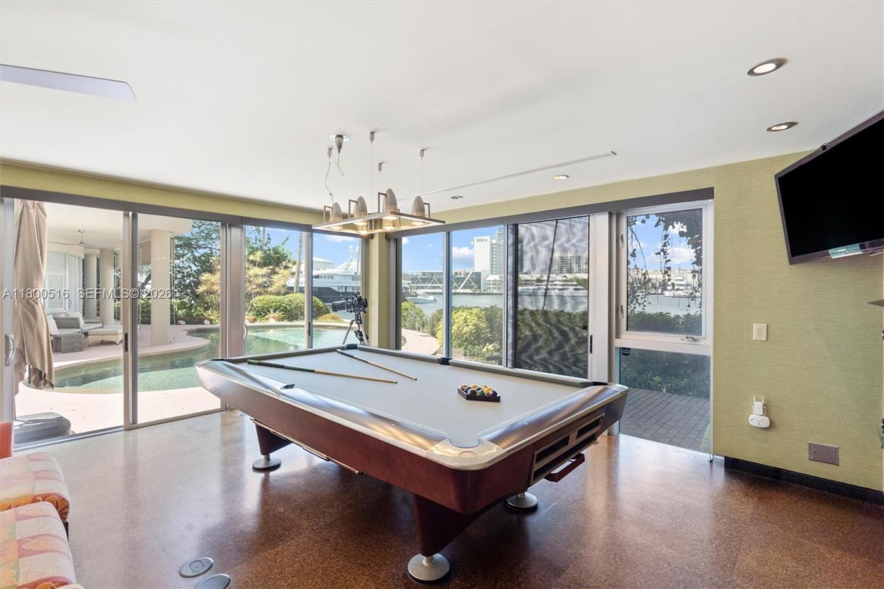 2500 Mercedes Dr, Fort Lauderdale, FL 33316 Photo