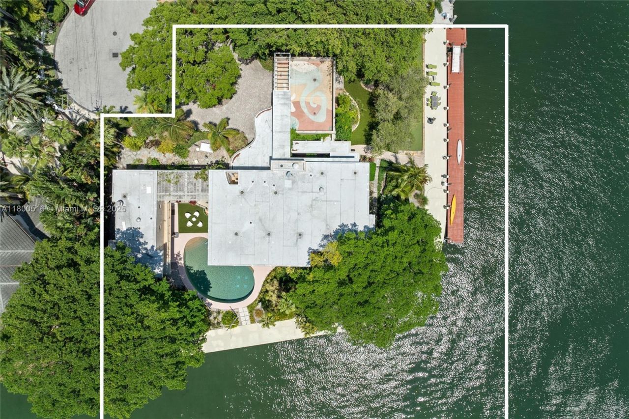 2500 Mercedes Dr, Fort Lauderdale, FL 33316 Photo