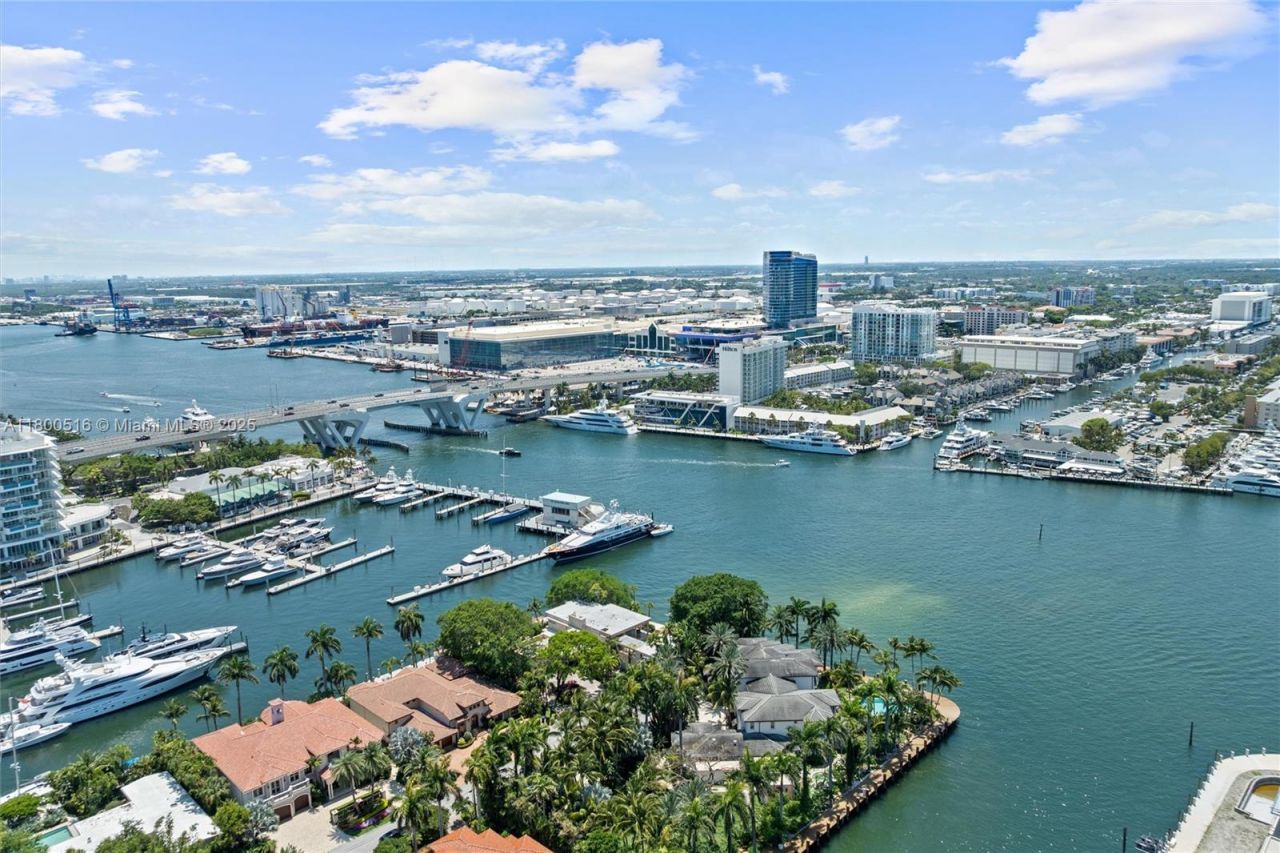 2500 Mercedes Dr, Fort Lauderdale, FL 33316 Photo