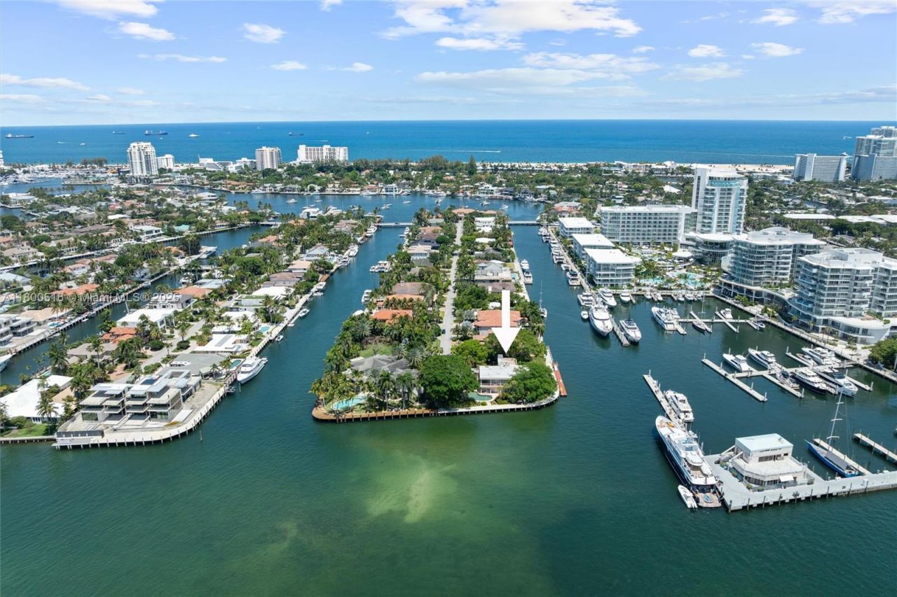 2500 Mercedes Dr, Fort Lauderdale, FL 33316 Photo