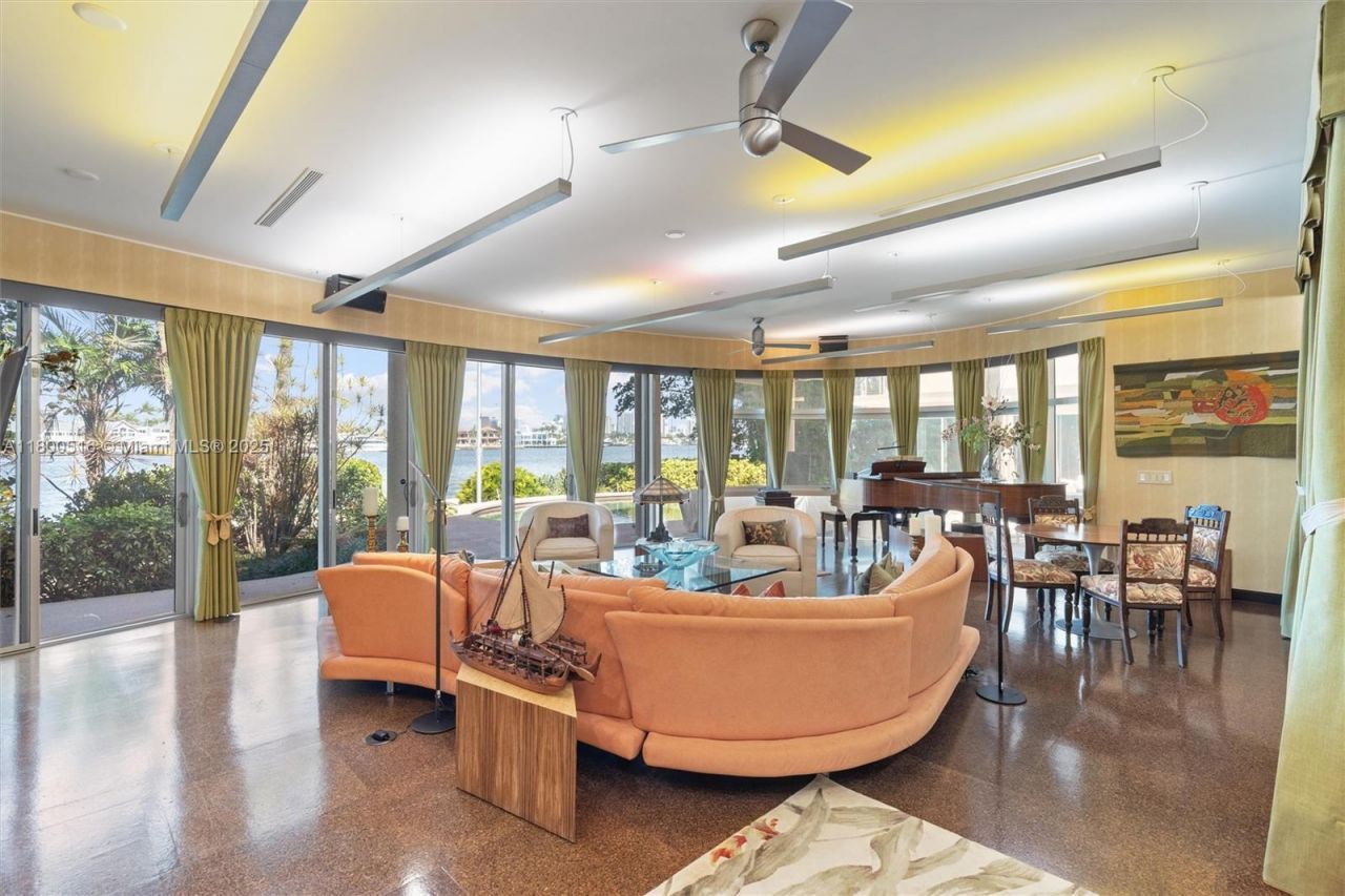 2500 Mercedes Dr, Fort Lauderdale, FL 33316 Photo