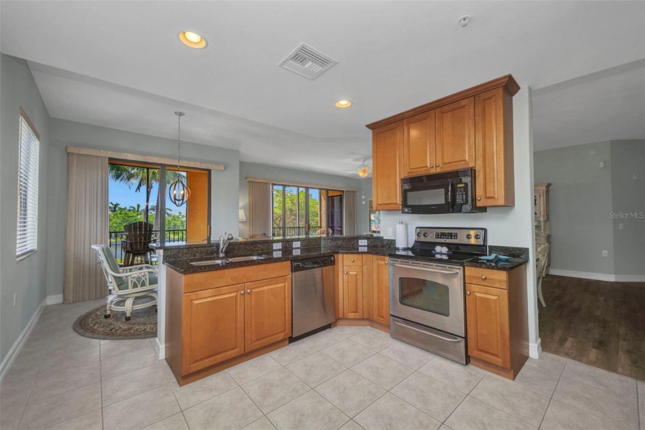 90 Vivante Boulevard, Unit 202, Punta Gorda, FL 33950 Photo