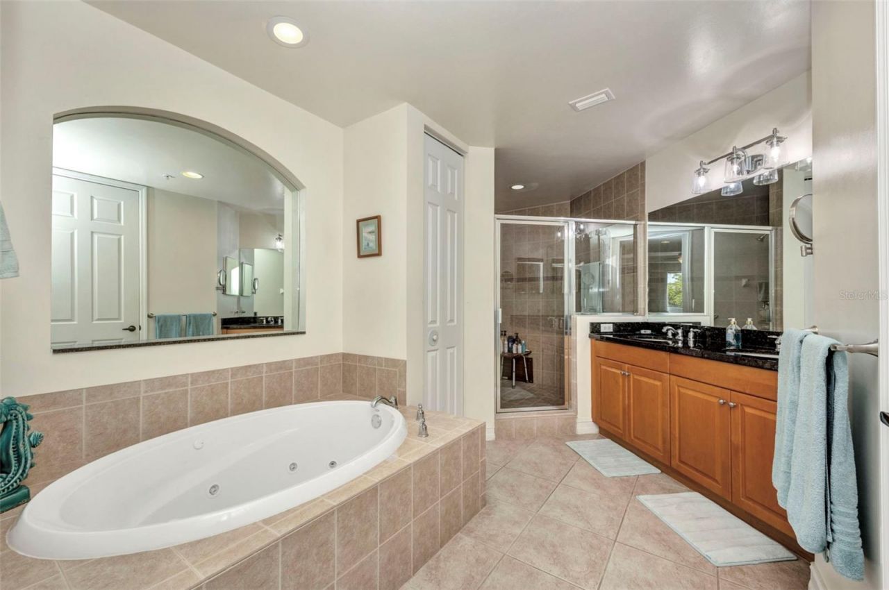 90 Vivante Boulevard, Unit 202, Punta Gorda, FL 33950 Photo