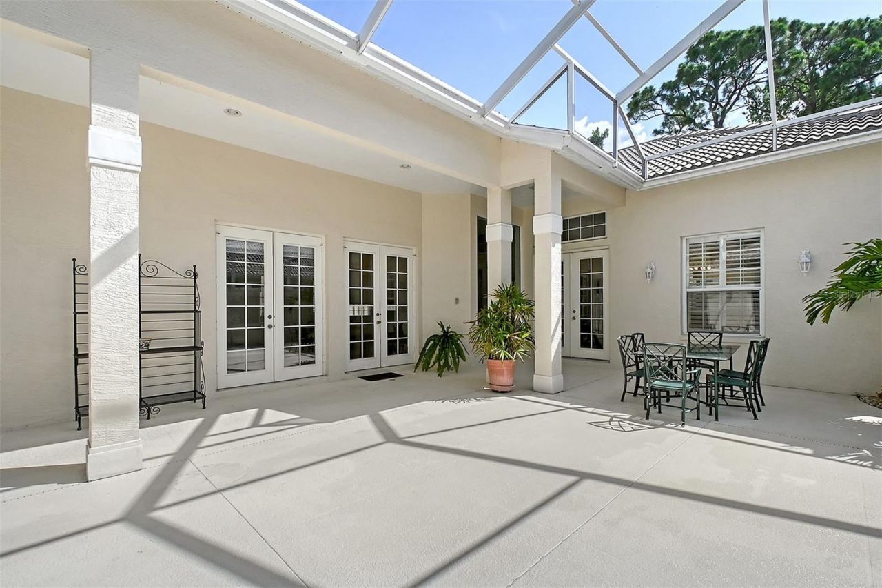 5839 Los Verdes Court, Bradenton, FL 34210 Photo