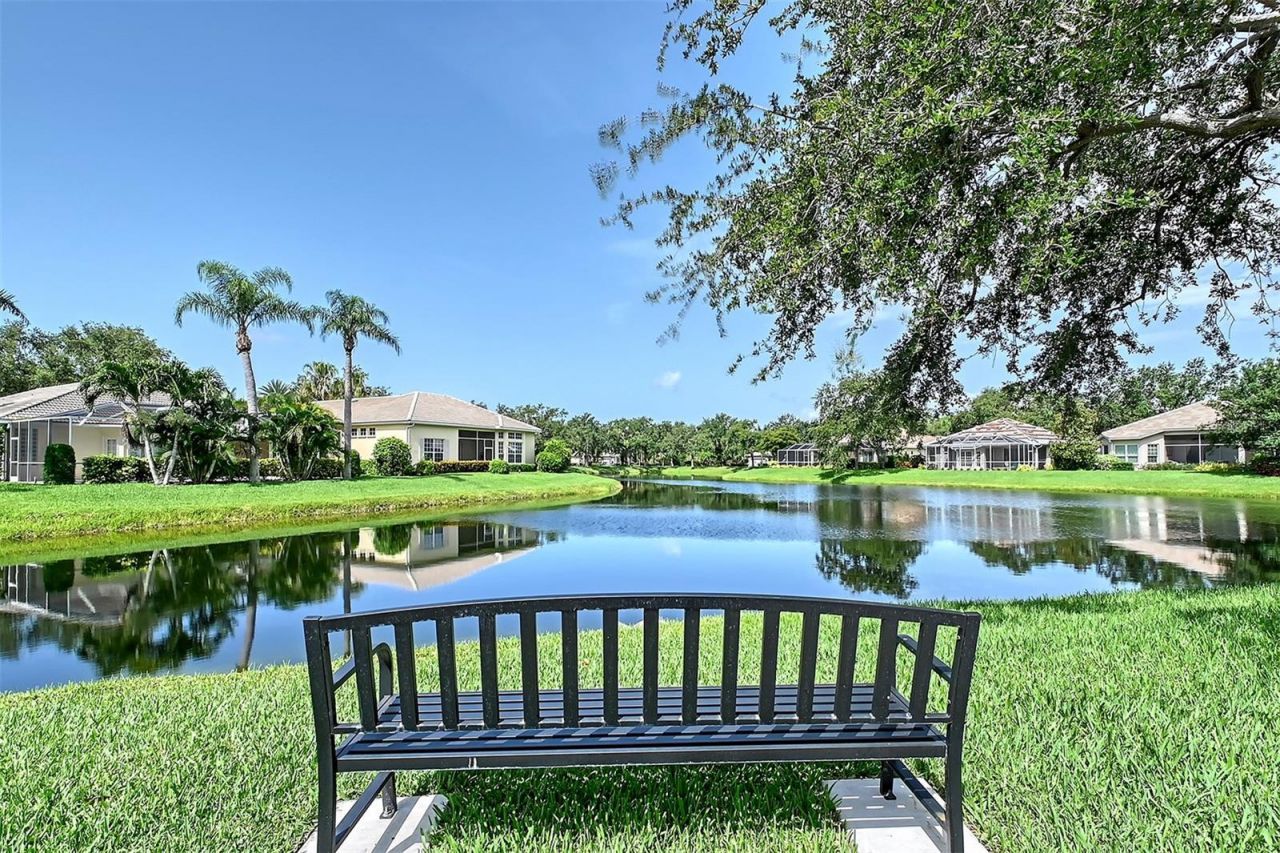 5839 Los Verdes Court, Bradenton, FL 34210 Photo