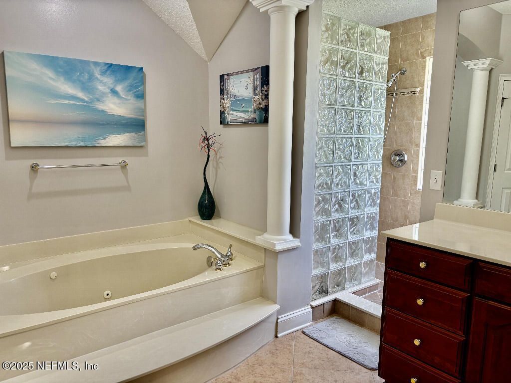 2560 Country Club Boulevard, Orange Park, FL 32073 Photo