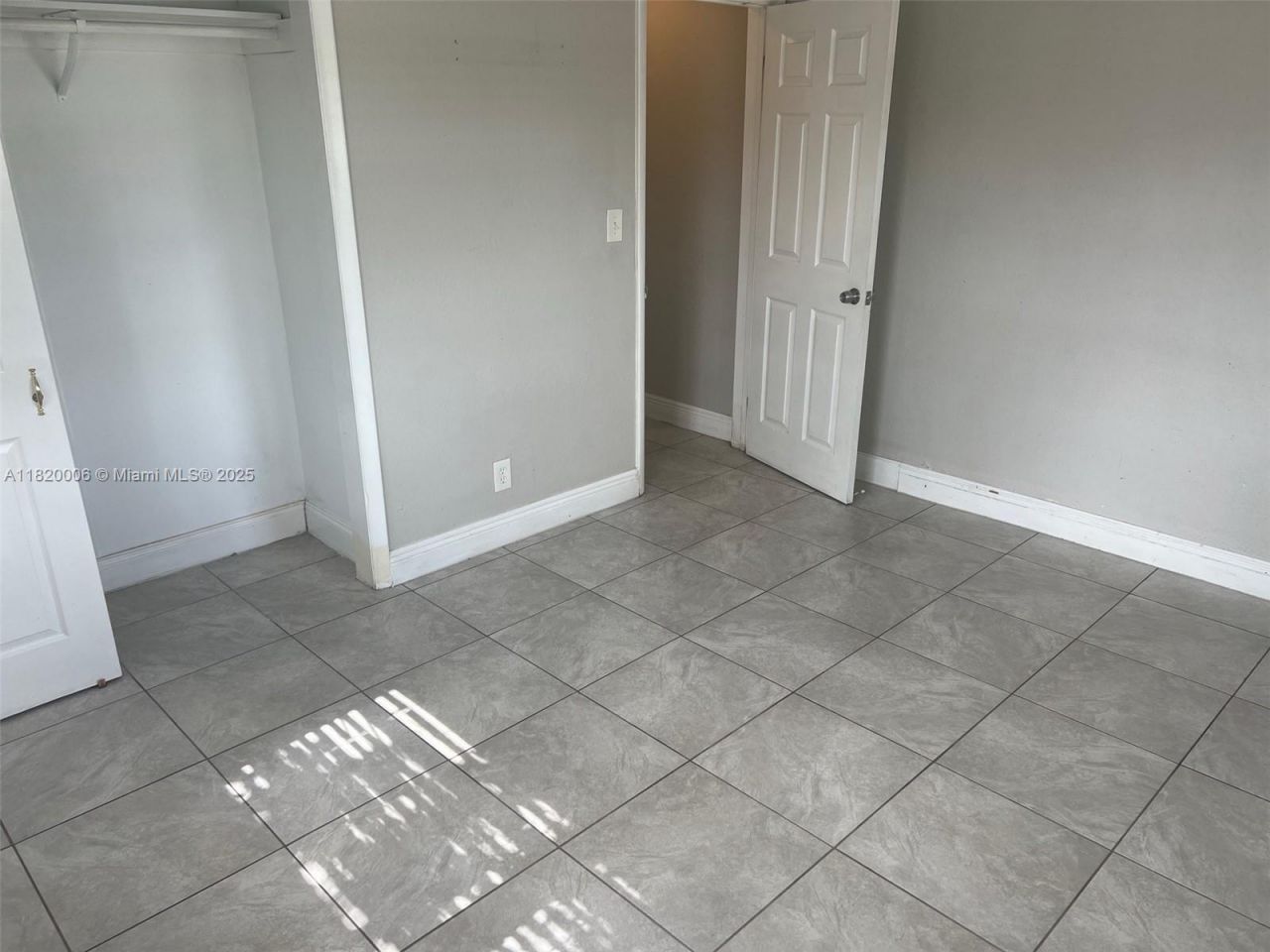 2720 SW 18th St, Fort Lauderdale, FL 33312 Photo