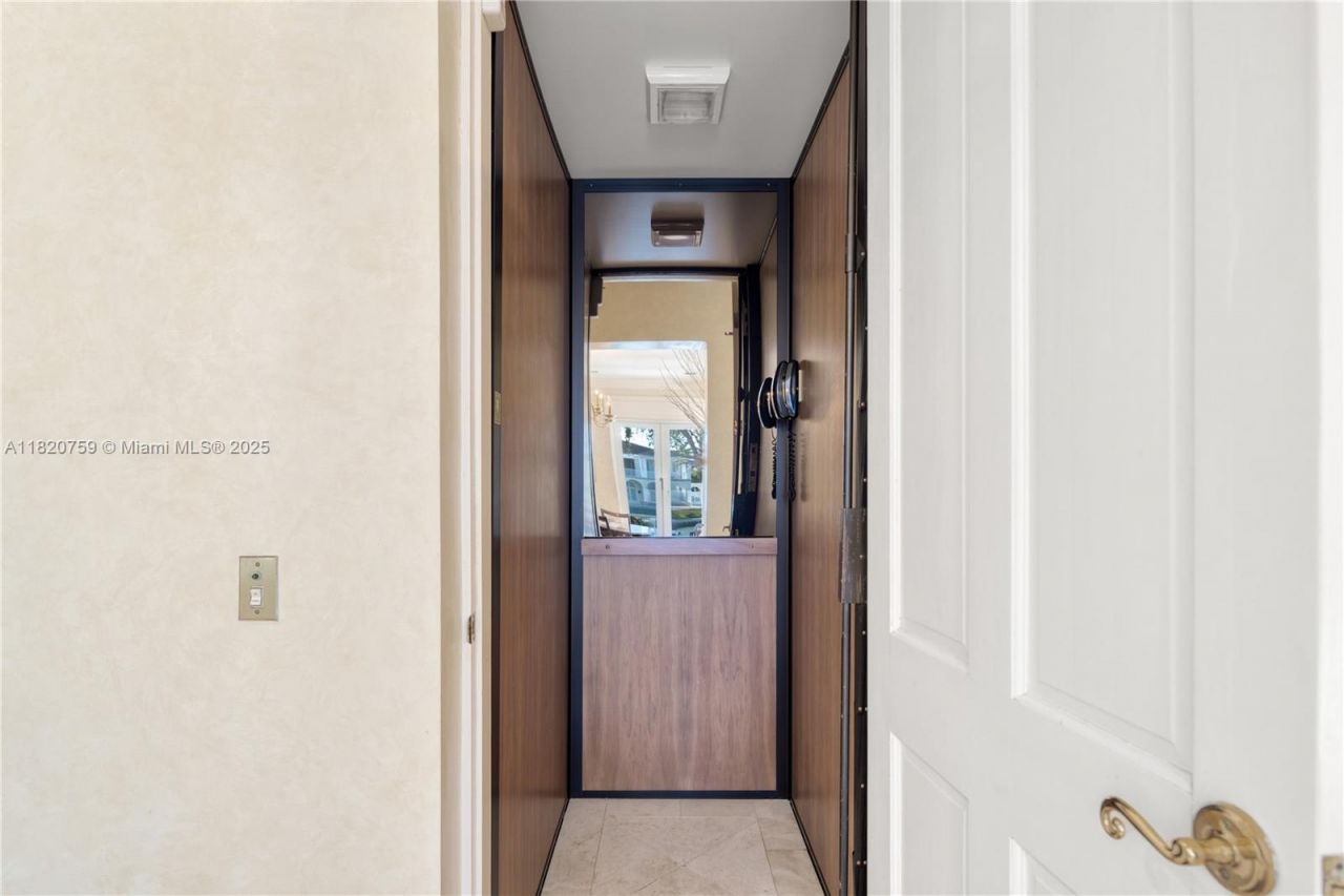 180 Solano Prado, Coral Gables, FL 33156 Photo