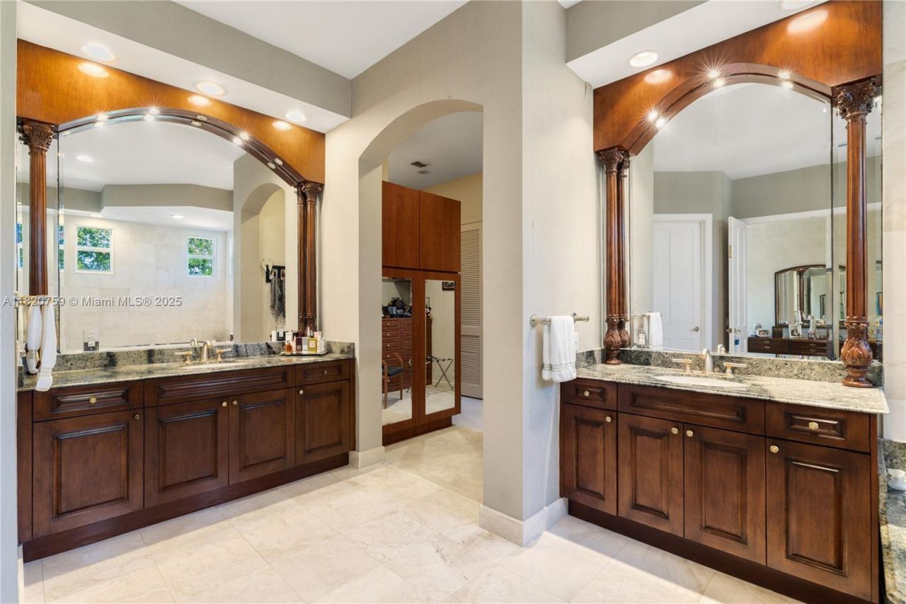 180 Solano Prado, Coral Gables, FL 33156 Photo