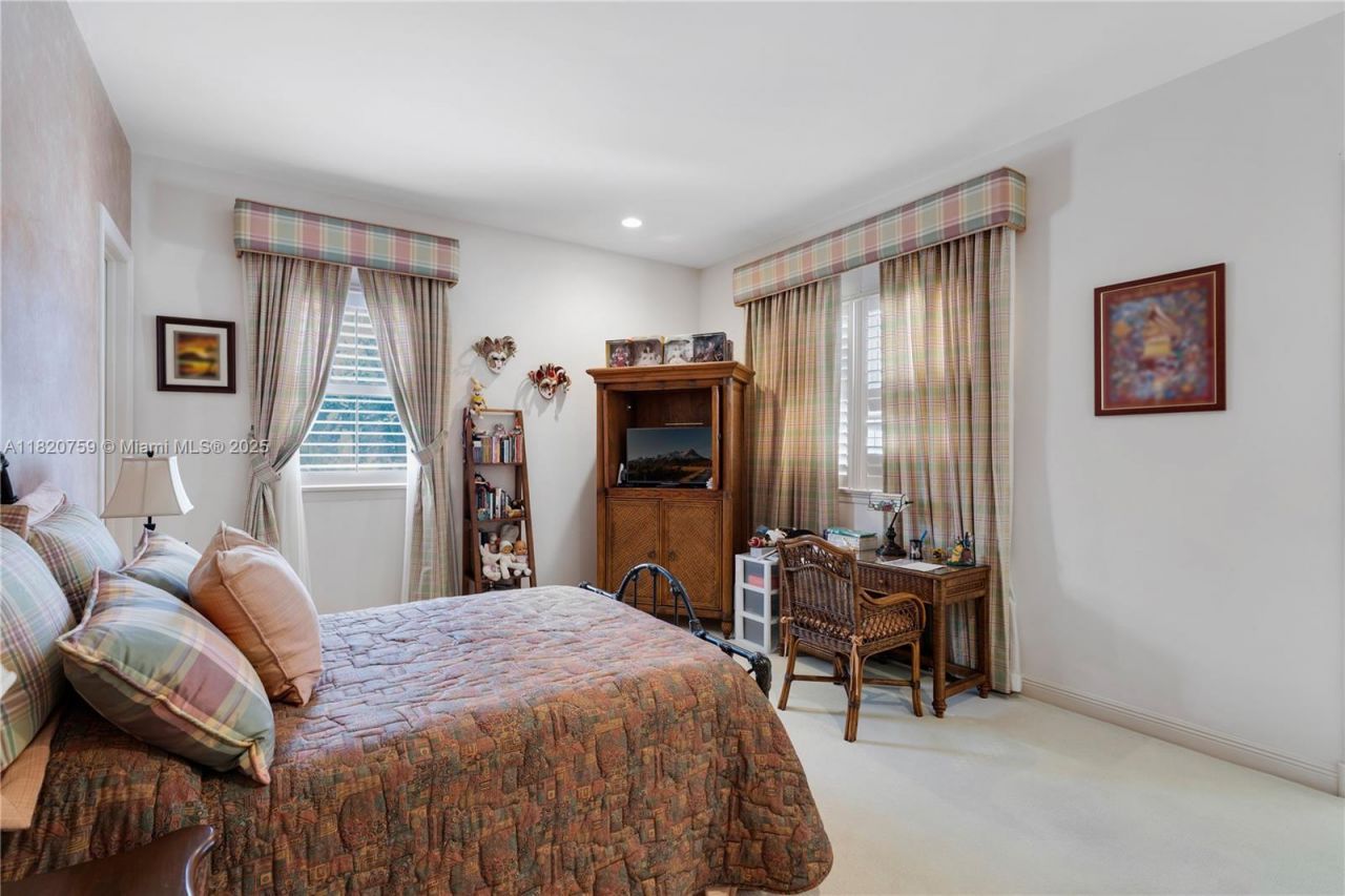 180 Solano Prado, Coral Gables, FL 33156 Photo