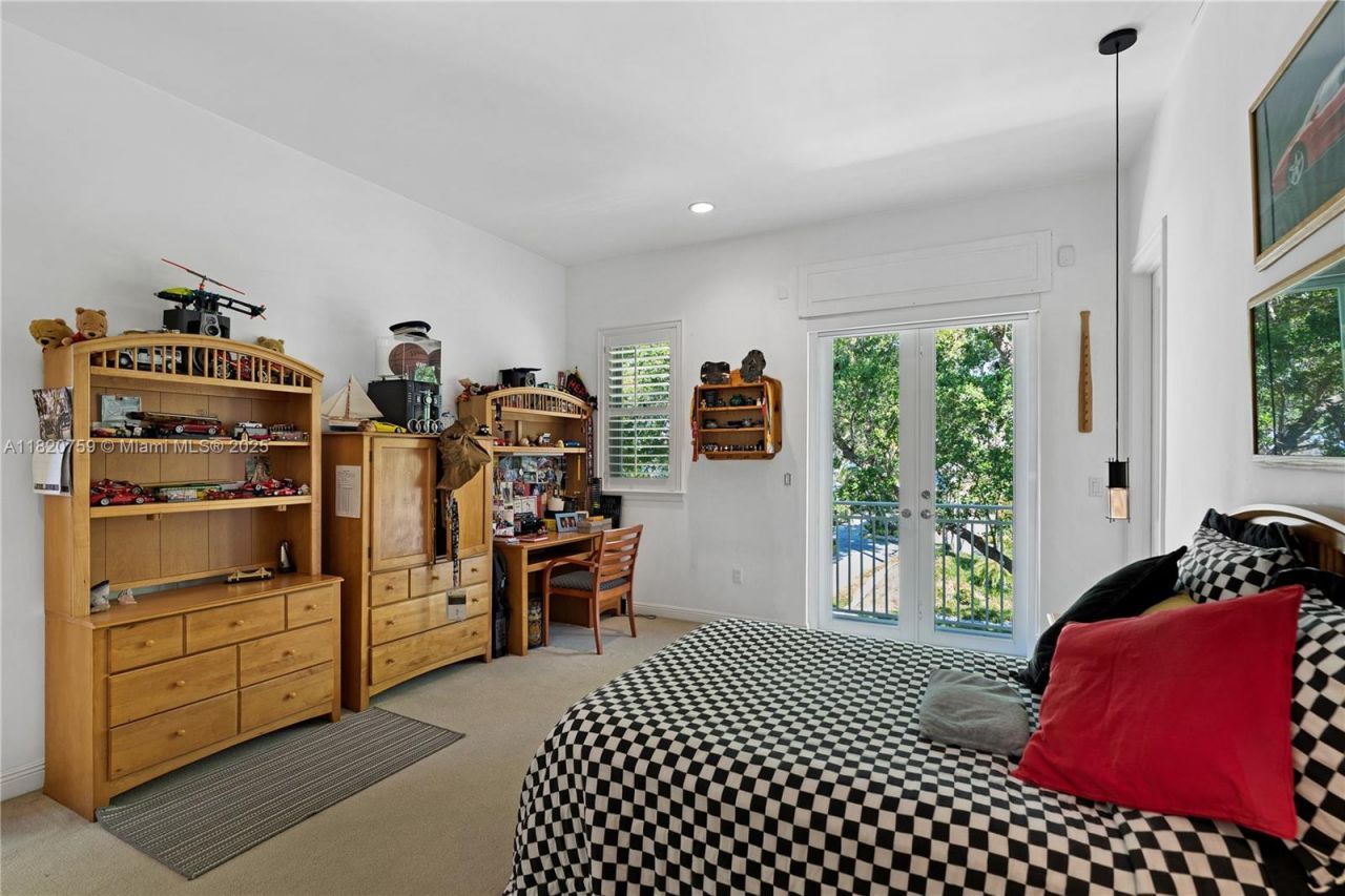 180 Solano Prado, Coral Gables, FL 33156 Photo