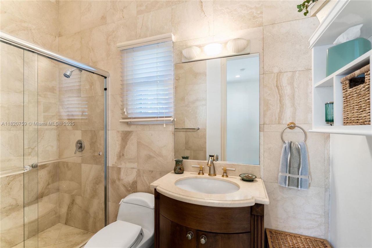 180 Solano Prado, Coral Gables, FL 33156 Photo